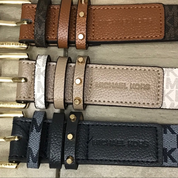 Michael Kors Triple Loop Logo Belt - Picture 5 of 9